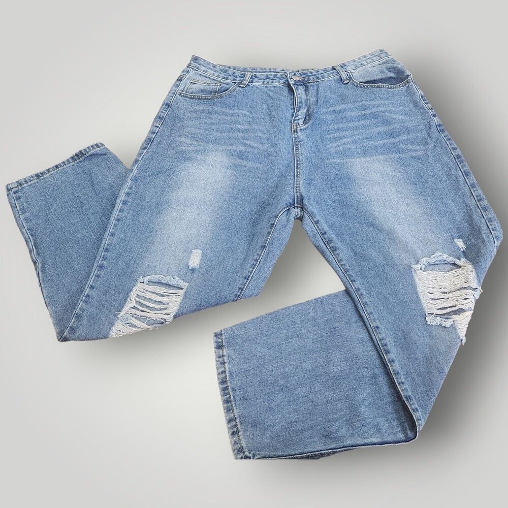 SHEIN Jeans Women's 1XL Short Medium Wash Distressed Straight Leg Regular Fit